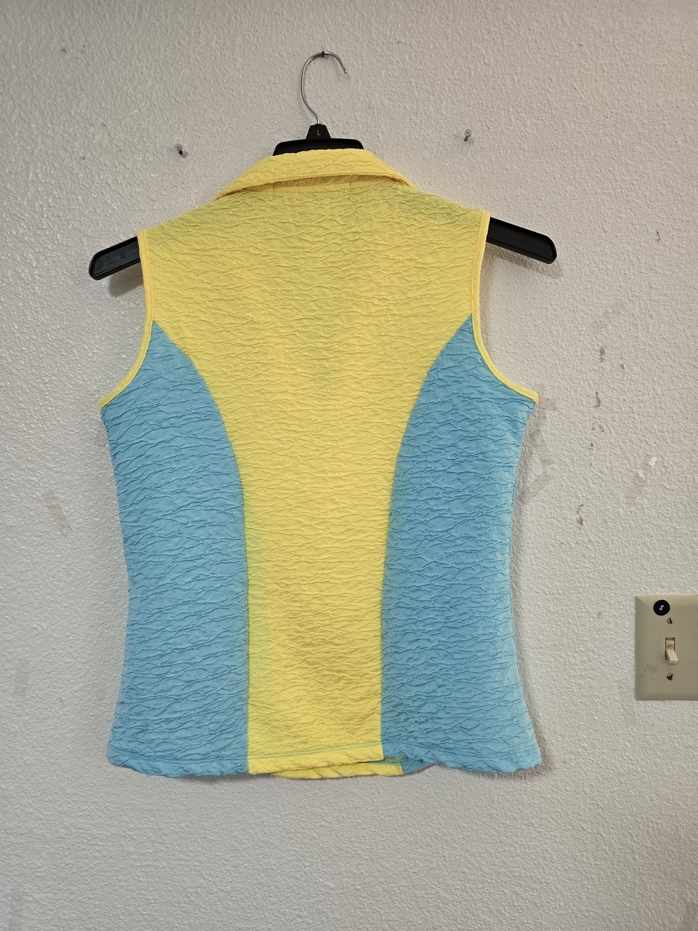 jamie sadock Yellow and Light Blue Sleeveless Zip Polo Top - Picture 7 of 7